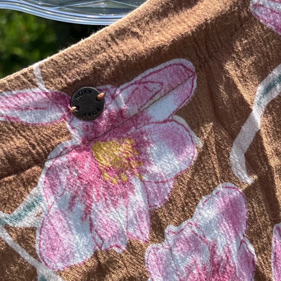 🩷Roxy vintage floral robe tan color with pink flowers size XS - Picture 4 of 9